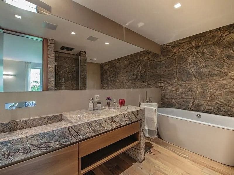 bagno005.jpg